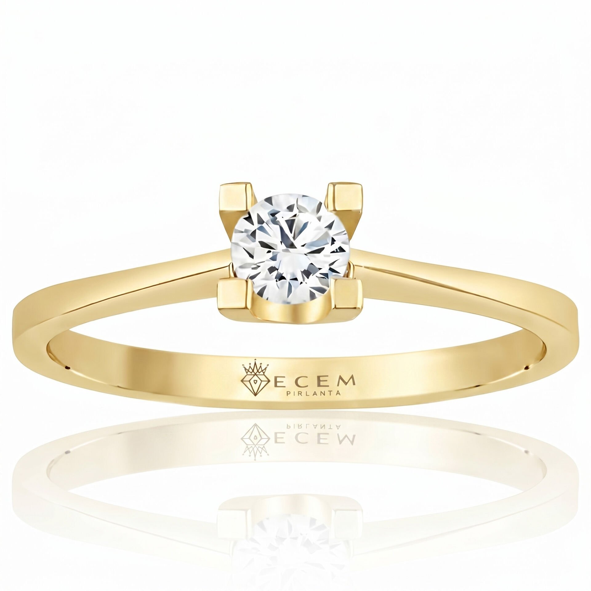 0.30 Carat E VS Lab. Diamond Solitaire Yellow Gold Ring