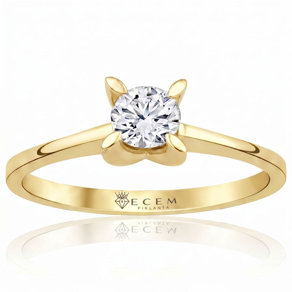 0.40 Carat E VS Lab. Diamond Solitaire Yellow Gold Ring