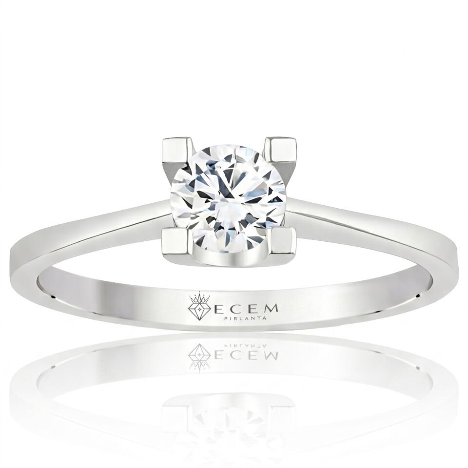 0.90 Carat E VS Lab-Diamond Solitaire Ring