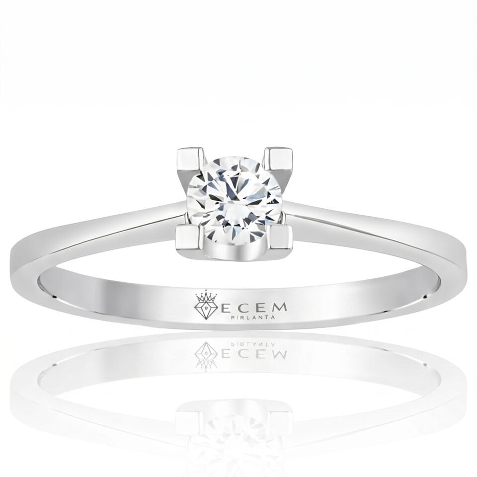 0.50 Carat E VS Lab-Diamond Solitaire Ring