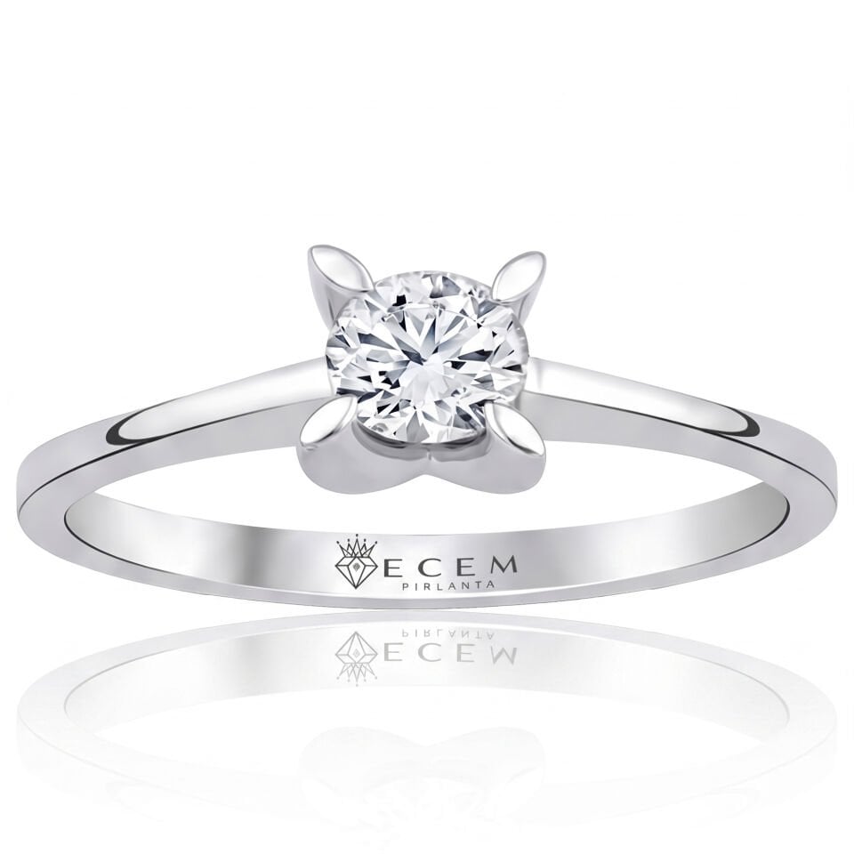 0.50 Carat E VS Lab-Diamond Solitaire Ring