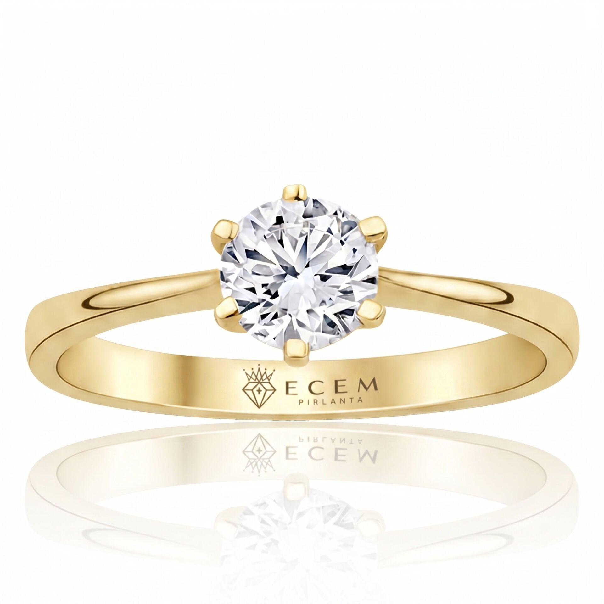 0.90 Carat E VS Lab. Diamond Solitaire Yellow Gold Ring